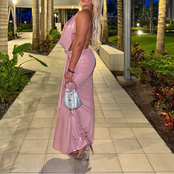 Pink Skirt Set - Picture 3 of 4